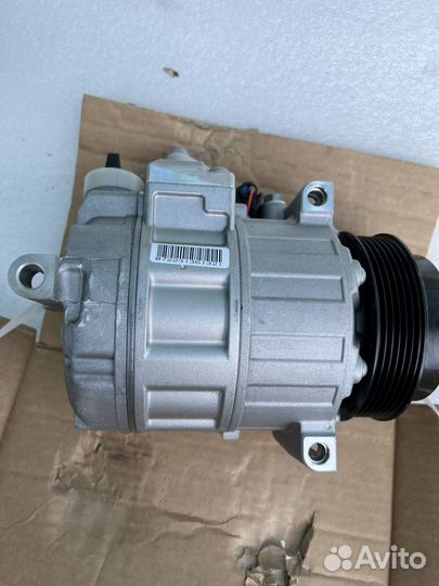 Компрессор кондиционера Valeo A0022307211