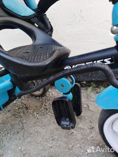 Детский велосипед трехколесный с ручкой