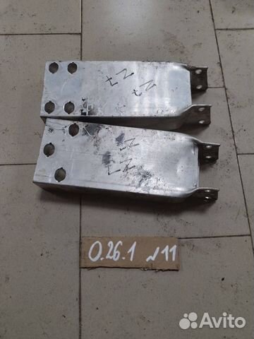 Кронштейн усилителя переднего бампера Mercedes e