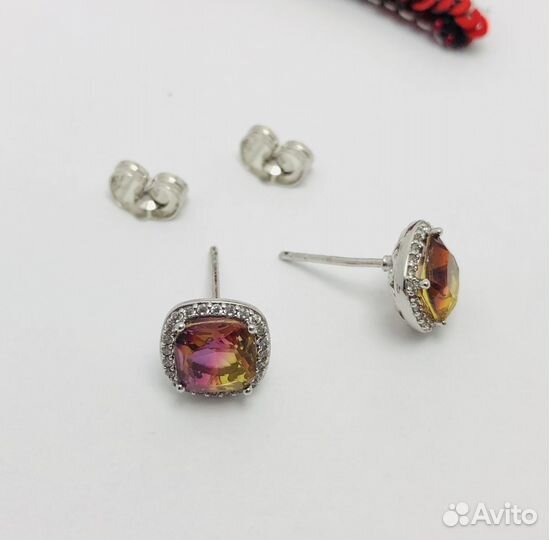 Серьги гвоздики