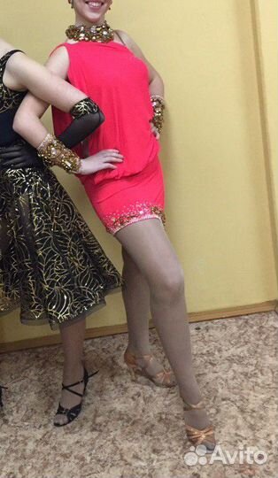 Платье для бальных танцев