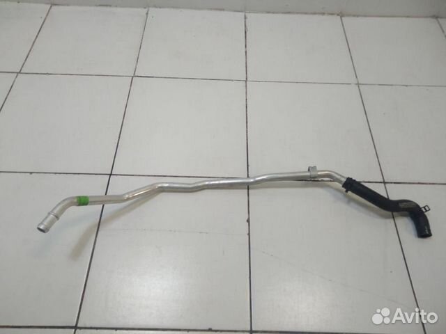 Трубка системы охлаждения Mercedes-Benz E-Class W2