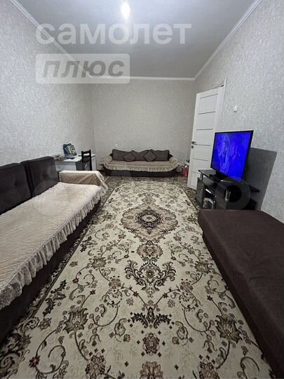 2-к. квартира, 56 м², 2/12 эт.