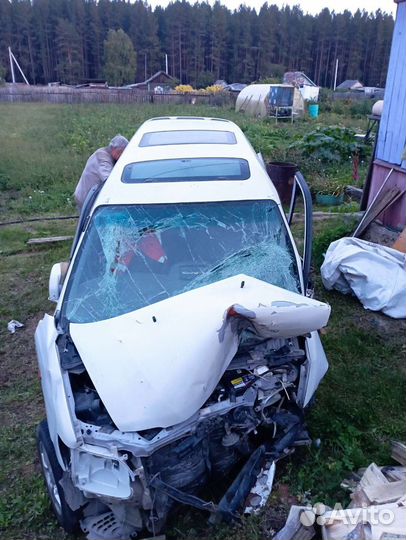 Toyota Town Ace Noah 2.0 AT, 1999, битый, 190 000 км