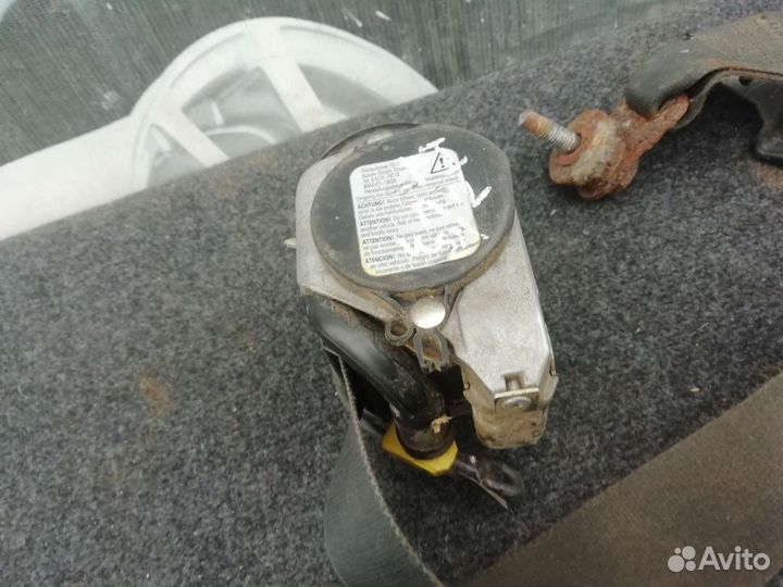 Ремень безопасности Ford Focus 1