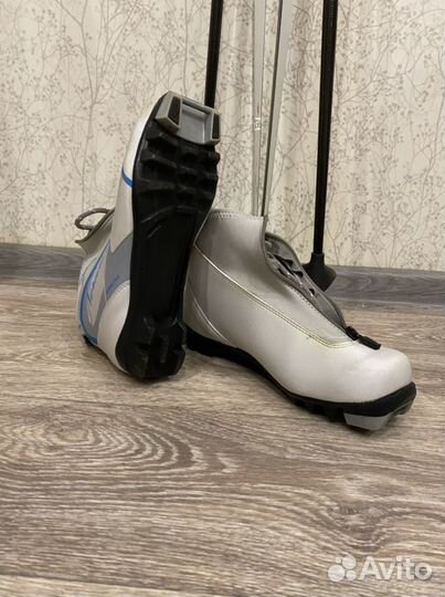 Беговые лыжи