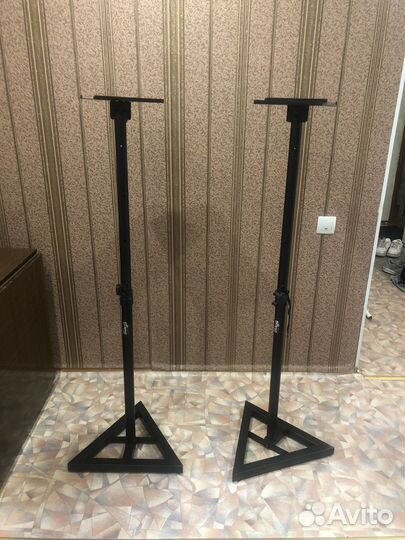 Стойки для акустики