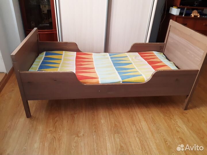 Детская кровать IKEA с матрасом