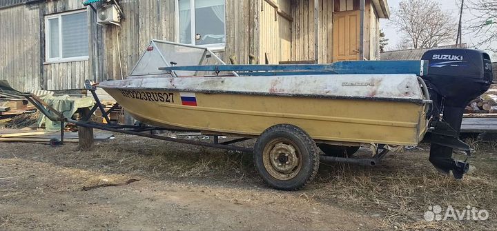 Крым с мотором Suzuki DT 30 и телегой