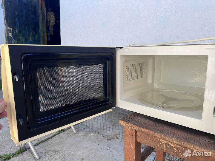 Микроволновка Supra MWS-4001