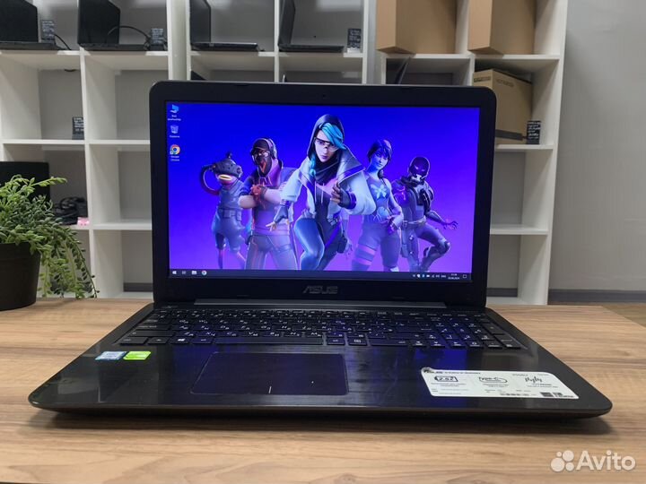 Игровой ноутбук Asus i3/8gb/2видеокарты