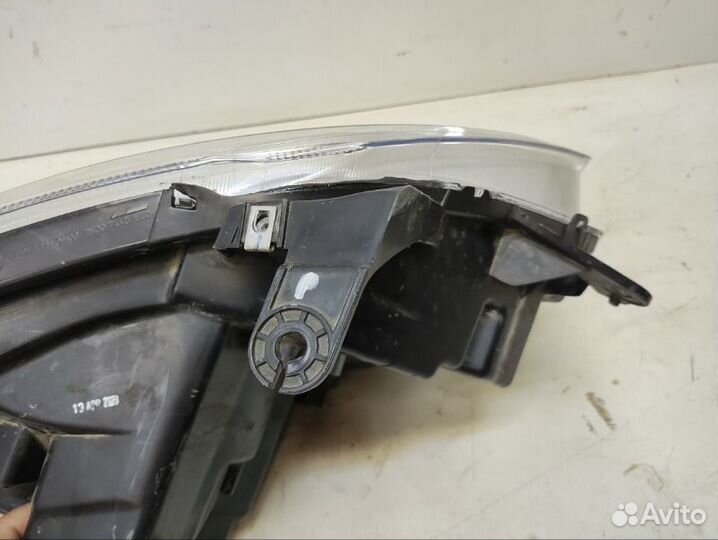 Фара левая Chevrolet Cobalt T250 2011-2015