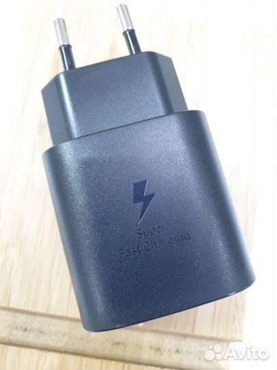 Сетевое зарядное устройство Samsung