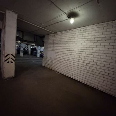 Машиноместо, 17 м²