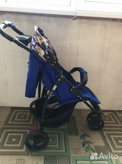 Прогулочная коляска