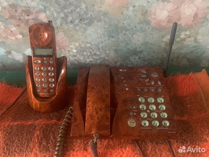 Коллекция городских телефонов