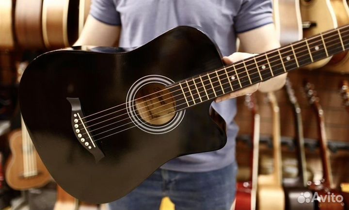 Акустическая гитара belucci