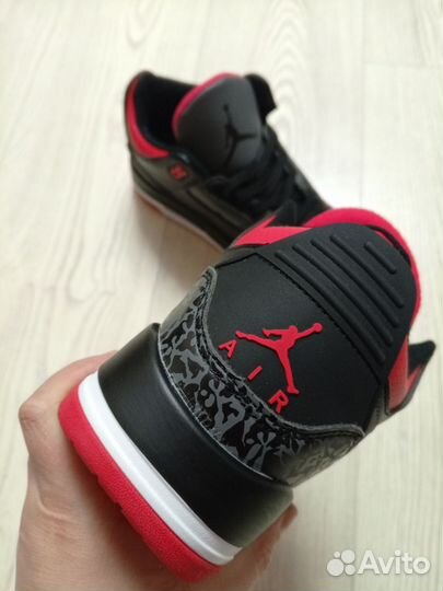 Кроссовки новые мужские