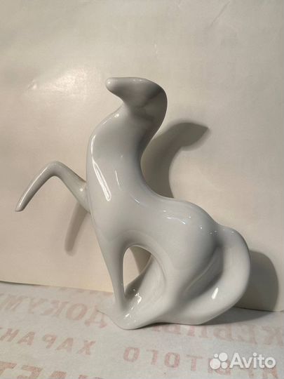 Лошадка Royal Dux Bohemia