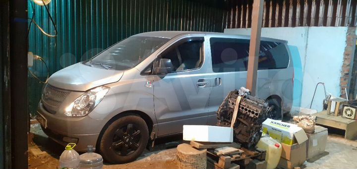 Машиноместо, > 30 м²