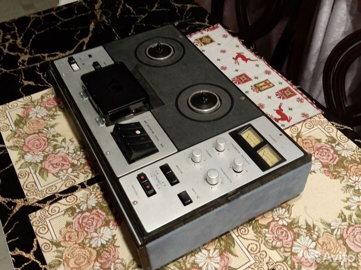 Катушечный магнитофон эльфа 332