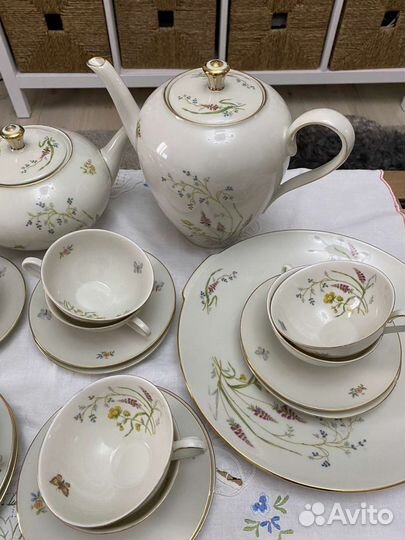 Антикварный сервиз