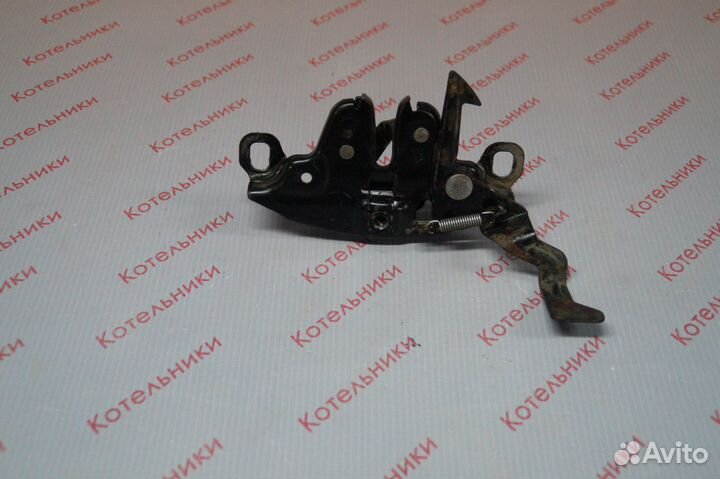 Nissan 65601-2F900 Замок капота