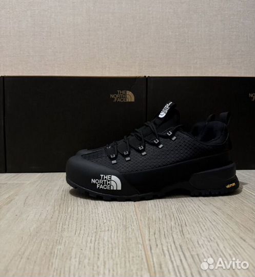 Кроссовки the north face gore tex