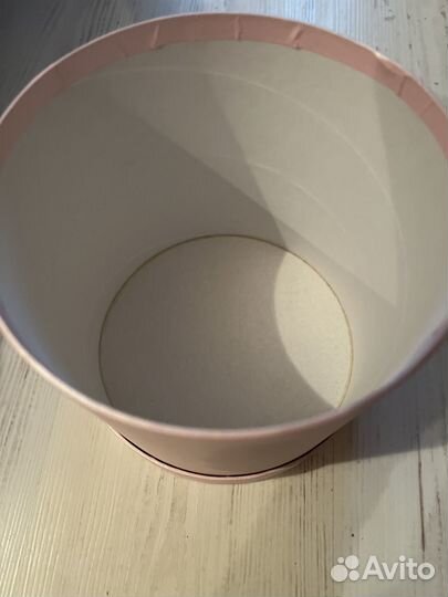 Коробка для подарка или цветов