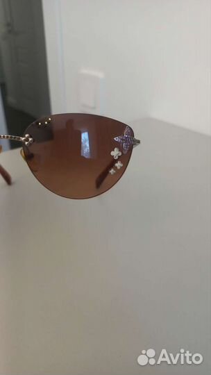 Солнцезащитные очки женские