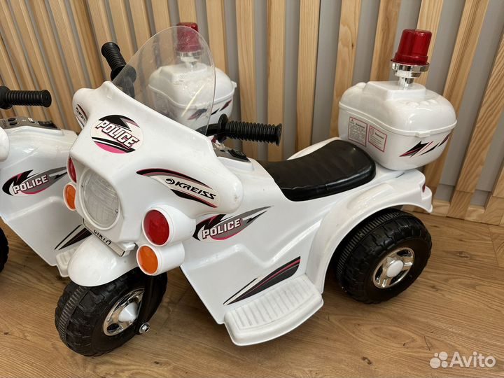 Машинка каталка толокар мотоцикл электромобиль