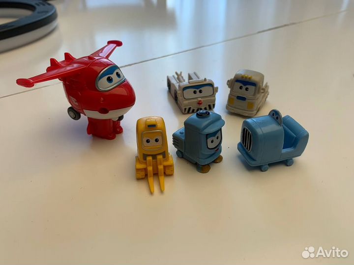 Игрушки Супер крылья (Super Wings)