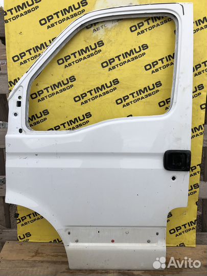 Дверь передняя левая Renault Master 2
