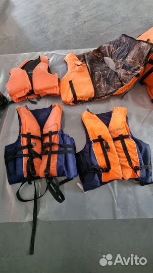 Спасательный жилет бу