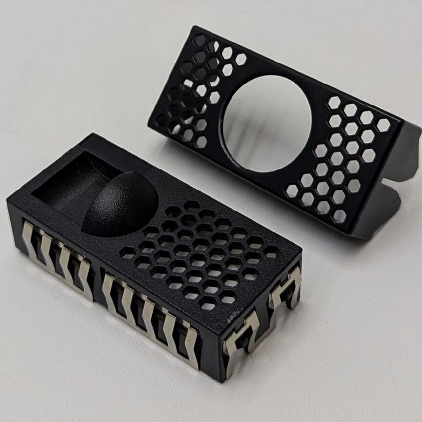 [49Y5429] Заглушка 2.5" (Sff), Sas, Sata, Ibm Syste