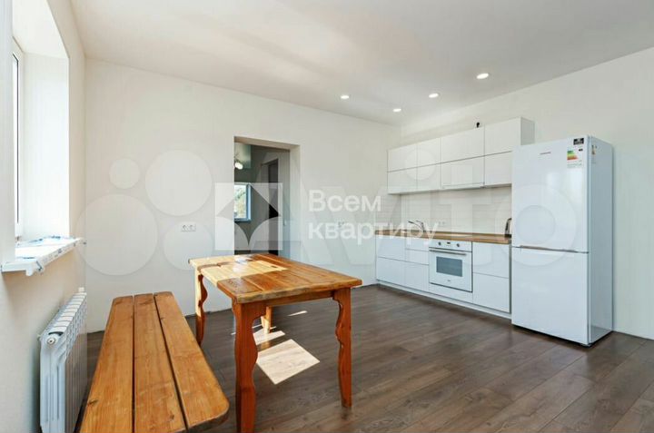 Дом 600 м² на участке 5 сот.