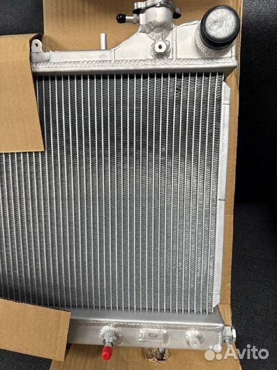 Радиатор охлаждения алюминиевый Forester SF5 /SF9
