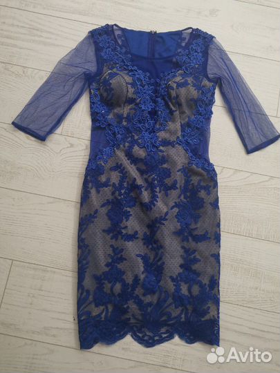 Продам платье р 44+