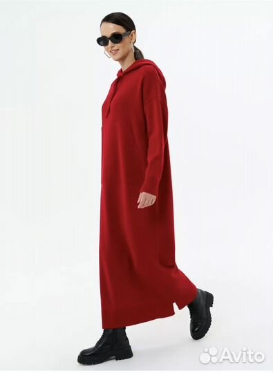 Платье теплое вязаное длинное