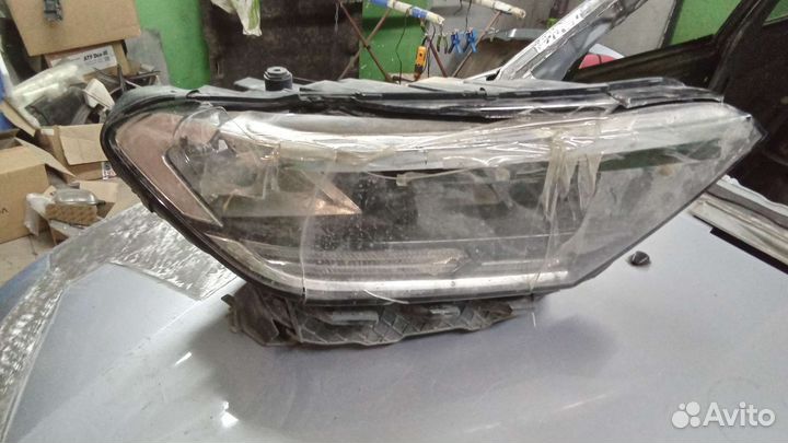 Фольксваген поло фара