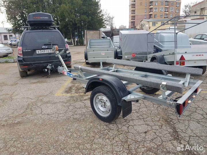 Прицеп для перевозки гидроцикла