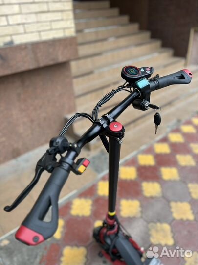 Электросамокат Kugoo G1