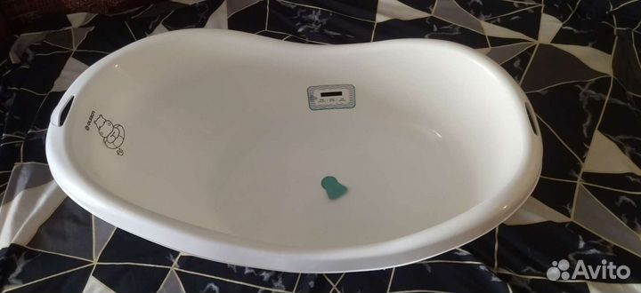 Ванночка для купания с термометром с сидушкой