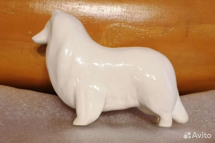 Колли белая - статуэтка из фарфора