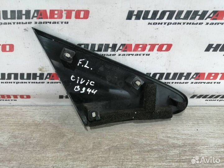 Накладка крыла левая Honda Civic 8 1.8 2006