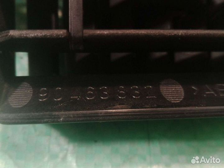 Дефлектор воздушный Opel Vectra B седан 1.6I