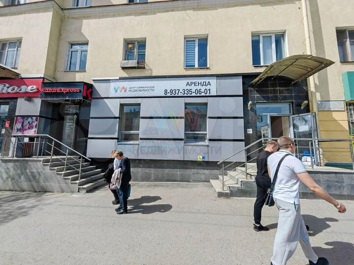 Торговое помещение 77 м2 на высоком трафике Айская