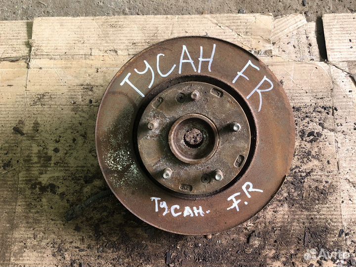 Hyundai tucson кулак поворотный