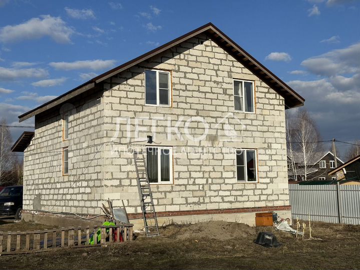 Дом 140 м² на участке 10 сот.