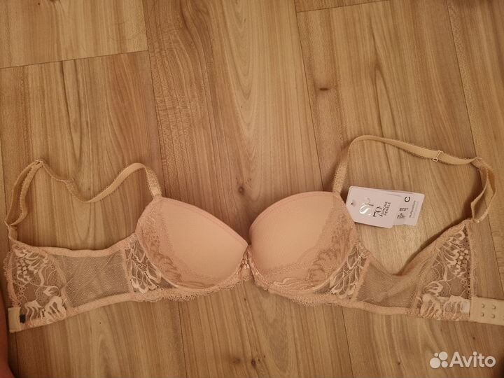 Бюстгалтер новый Simone Perele 70 C, 75В, 75С